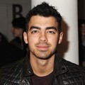 Joe Jonas di Peluncuran Toko Porsche Design SoHo