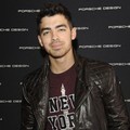 Joe Jonas di Peluncuran Toko Porsche Design SoHo