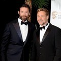 Hugh Jackman dan Russell Crowe di Orange British Academy Film Awards 2012