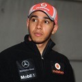 Lewis Hamilton Saat Persiapan untuk Mengikuti Balapan