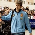 Penjaga Gawang Real Madrid, Iker Casillas Tiba di Stasiun Malaga