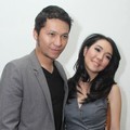 Gading Marten dan Gisella Anastasia Saat Ditemui di Studio Hanggar