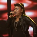 Regina di Panggung Spektakuler Show 2 'Indonesian Idol' 2012