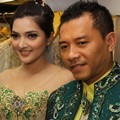 Ashanty dan Anang Hermansyah Saat Ditemui di Butik Milik Ferry Sunarto