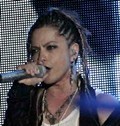 Penampilan Hyde, vokalis L'Arc-en-Ciel