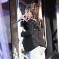 Penampilan Hyde, vokalis L'Arc-en-Ciel