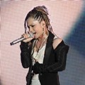 Penampilan Hyde, vokalis L'Arc-en-Ciel