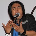 Penampilan Charly Saat Launching Album 'Satu Hati'