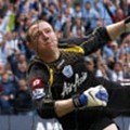 Paddy Kenny Gagal Menghadang Bola Pablo Zabaleta