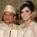 Anang Hermansyah dan Ashanty Pamer Buku Nikah