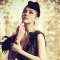 Ivy Berpose Untuk Majalah 'Sure'