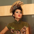 Indah Dewi Pertiwi di Jakarta Fashion and Food Festival 2012