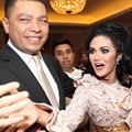 Raul Lemos dan Krisdayanti di Resepsi Pernikahan Anang Hermansyah dan Ashanty