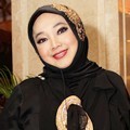 Rina Gunawan di Resepsi Pernikahan Anang Hermansyah dan Ashanty