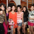 7 Icons Menjadi Model di Pagelaran Show Desainer Hengky Kawilarang