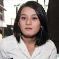 Dinda Hauw