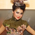 Indah Dewi Pertiwi di Jakarta Fashion and Food Festival 2012