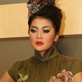 Indah Dewi Pertiwi di Jakarta Fashion and Food Festival 2012