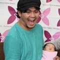 Indra Bekti Masih Tak Percaya Dengan Kelahiran Anak Pertamanya