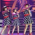 Penampilan Cherry Belle di Liputan 6 Awards 2012