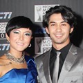 Poppy Sovia dan Reza Rahadian