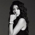 Kim Sun Ah Berpose Untuk Emporio Armani