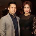 Olla Ramlan dan Aufar Hutapea di Resepsi Pernikahan Ayu Dewi
