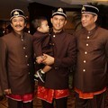 Keluarga Regi Datau di Resepsi Pernikahan Ayu Dewi