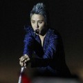 Xiah Junsu Saat Menyanyikan 'Breath' di Konser Tarantallegra