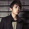 Yong Jun Hyung di Video 'Lights Go On Again'