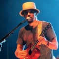 Aksi Jason Mraz di Konser 'Tour is a Four Letter Word'