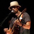 Aksi Jason Mraz di Konser 'Tour is a Four Letter Word'