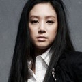 Jung Ryeo Won Berpose Untuk Iklan Giordano