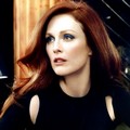 Julianne Moore Berpose Untuk Majalah InStyle