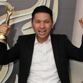 Gading Marten di AMI Awards 2012