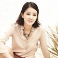 Lee Si Young Berpose Untuk Majalah InStyle