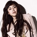 Moon Geun Young Berpose Untuk Promo Iklan Basic House Fashion