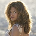 Eva Mendes  Berpose Untuk Majalah Elle