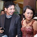 Pasha dan Istri Hadir di Resepsi Pernikahan Okie Agustina dan Gunawan Dwi Cahyo