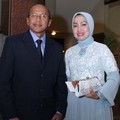 Rahmad Darmawan Hadir di Resepsi Pernikahan Okie Agustina dan Gunawan Dwi Cahyo