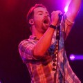 Aksi David Cook Saat Konser di Indonesia