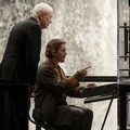 Michael Caine dan Christian Bale di Film 'The Dark Knight Rises'