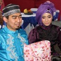 Ustadz Solmed dan April Jasmine di Acara Syukuran