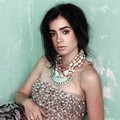 Lily Collins Berpose Untuk Majalah Los Angeles Times