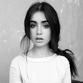 Lily Collins Berpose Untuk Majalah Los Angeles Times