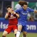 Paulo Ferreira vs David Luiz di Laga Paris St Germain Lawan Chelsea