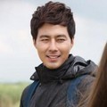 Jo In Sung Berpose untuk Promo Iklan Black Yak Fashion