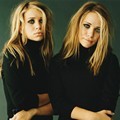 Ashley dan Mary-Kate Olsen Berpose untuk Majalah Vanity Fair
