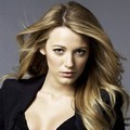 Blake Lively Berpose untuk Majalah Marie Claire