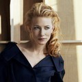 Cate Blanchett Berpose untuk Majalah InStyle
